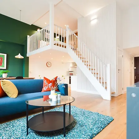 Spacious West Hampstead Apartment With Mezzanine Bedroom By Concept Apartments Londen Buitenkant foto